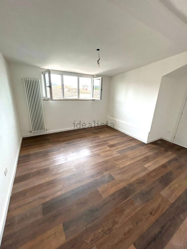 appartamento in vendita a Pesaro in zona Porto