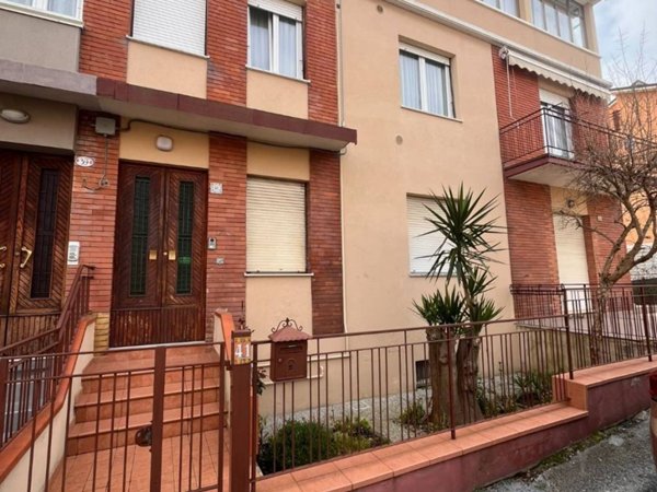 appartamento in vendita a Pesaro in zona Mare