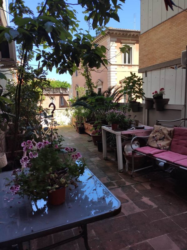 appartamento in vendita a Pesaro in zona Centro Città