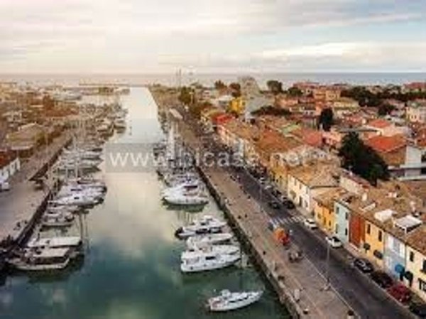 appartamento in vendita a Pesaro in zona Porto