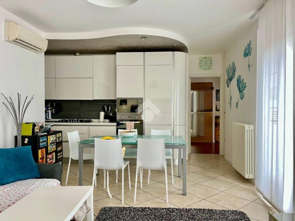 appartamento in vendita a Pesaro in zona Tre Ponti