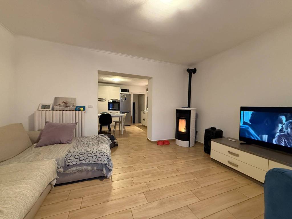 casa indipendente in vendita a Pesaro in zona Santa Veneranda