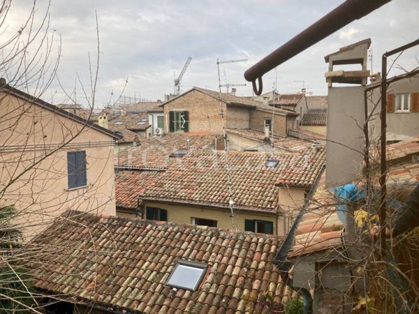appartamento in vendita a Pesaro in zona Centro Città