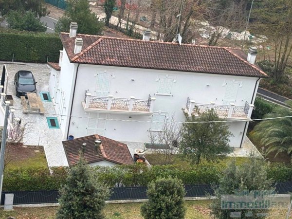 casa indipendente in vendita a Pesaro in zona Pantano