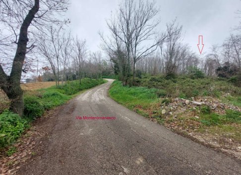 terreno edificabile in vendita a Pesaro