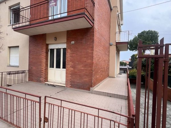 appartamento in vendita a Pesaro in zona Mare