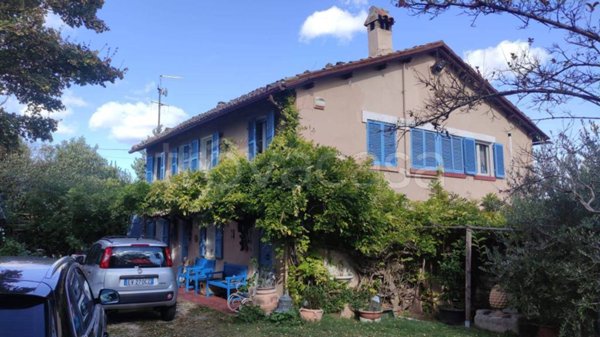 casa indipendente in vendita a Pesaro in zona Candelara