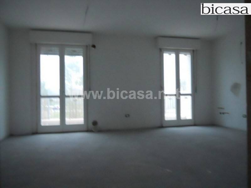 appartamento in vendita a Pesaro in zona Tre Ponti