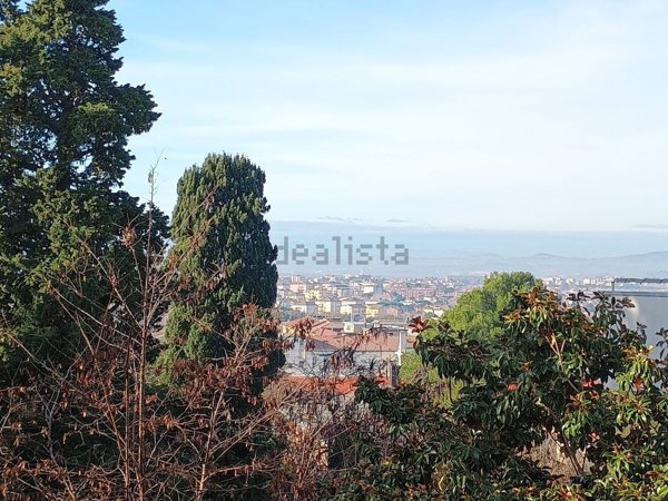 appartamento in vendita a Pesaro in zona Montegranaro