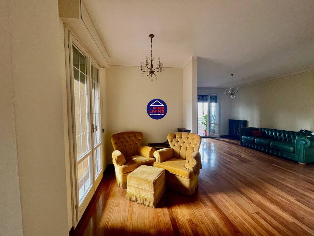 casa indipendente in vendita a Pesaro