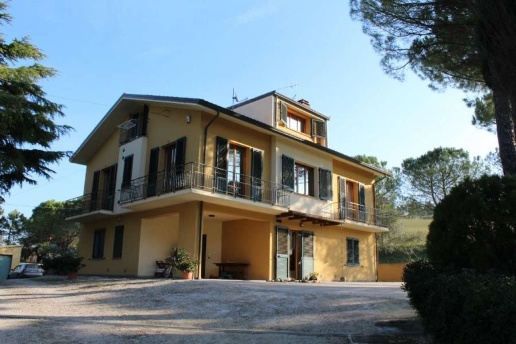 casa indipendente in vendita a Pesaro in zona Villa Fastiggi