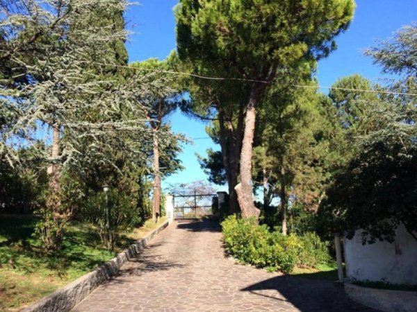 casa indipendente in vendita a Pesaro in zona Novilara