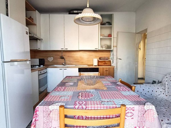 casa indipendente in vendita a Pesaro in zona Pantano