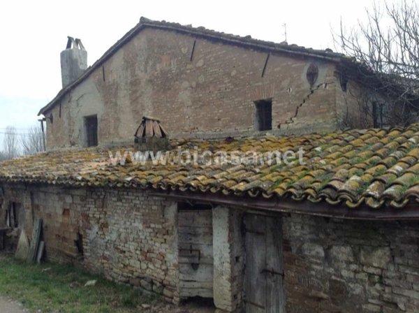 casa indipendente in vendita a Pesaro in zona Villa Ceccolini