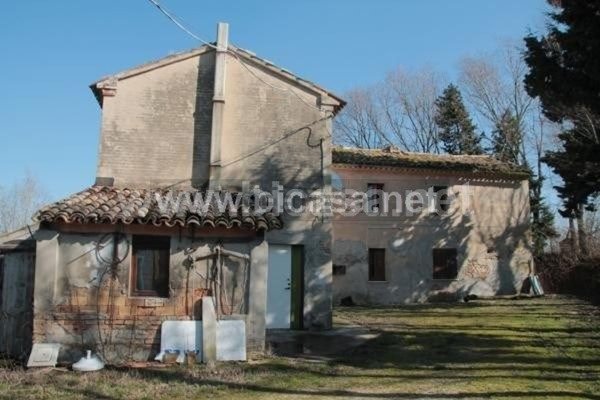 casa indipendente in vendita a Pesaro in zona Villa Ceccolini
