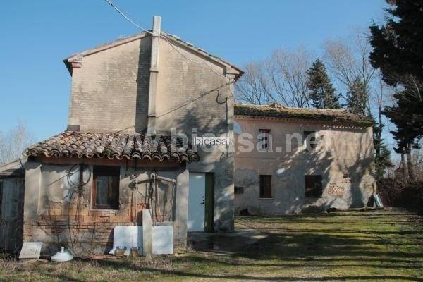 casa indipendente in vendita a Pesaro in zona Villa Ceccolini