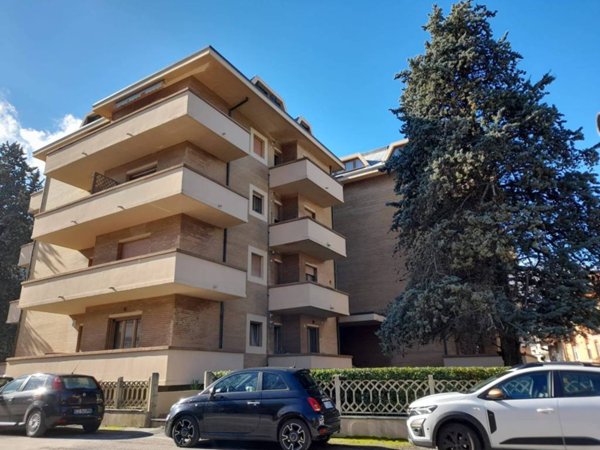 appartamento in vendita a Pesaro in zona Montegranaro