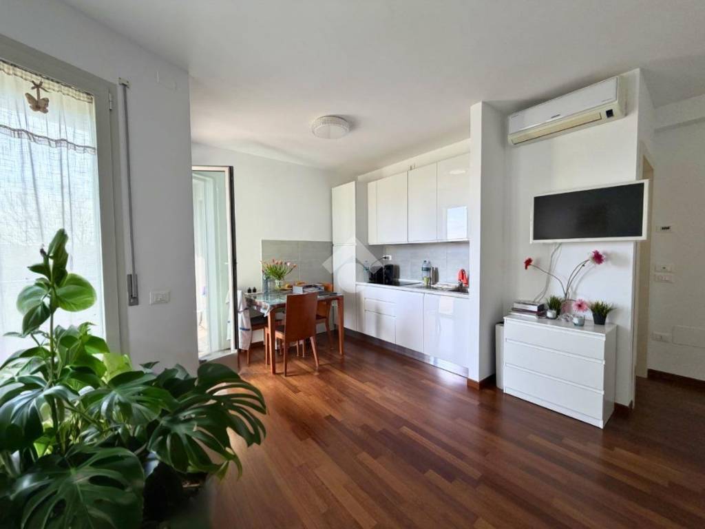 appartamento in vendita a Pesaro in zona Soria