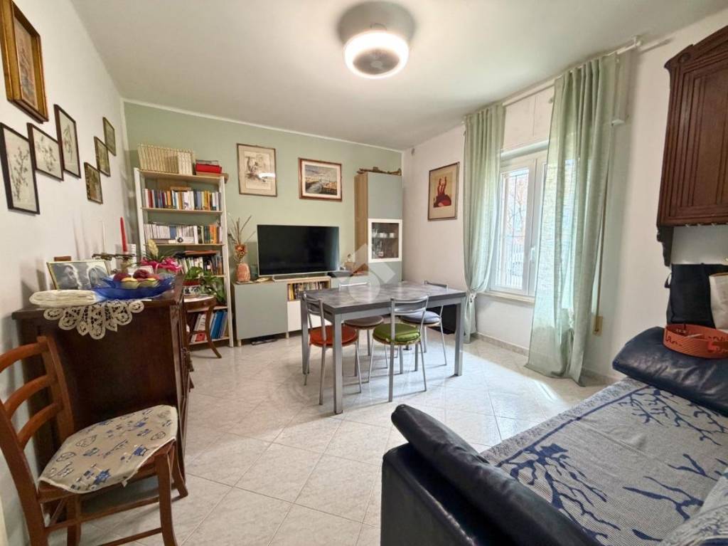 appartamento in vendita a Pesaro in zona Pantano