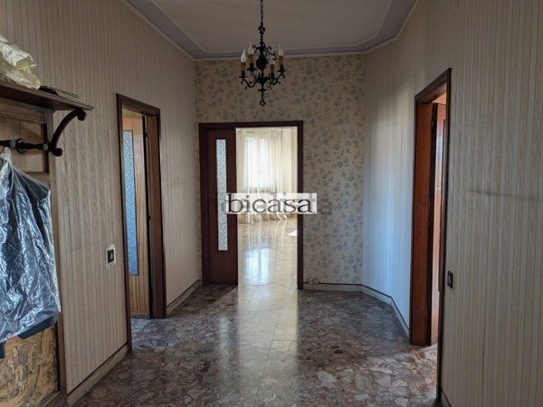 appartamento in vendita a Pesaro in zona Mare