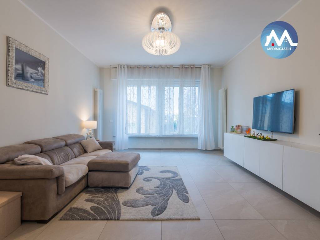 appartamento in vendita a Pesaro in zona Cattabrighe