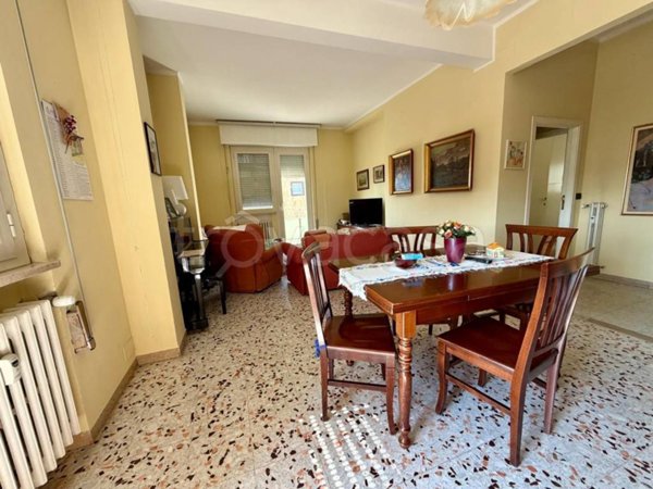 appartamento in vendita a Pesaro in zona Mare