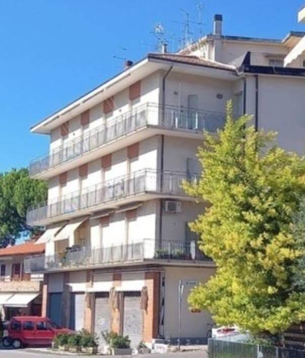 appartamento in vendita a Pesaro in zona Loreto
