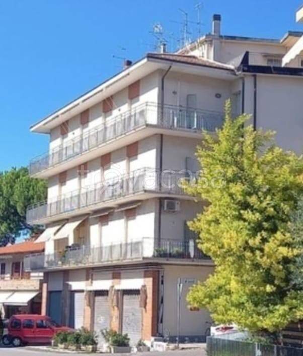 appartamento in vendita a Pesaro in zona Loreto