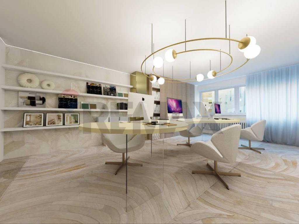 ufficio in vendita a Pesaro in zona Centro Città