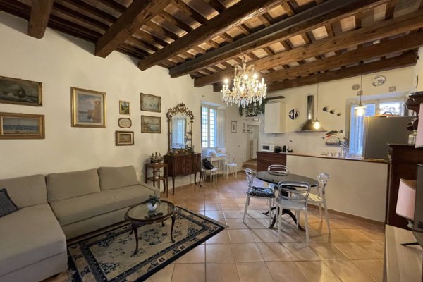 appartamento in vendita a Pesaro in zona Mare