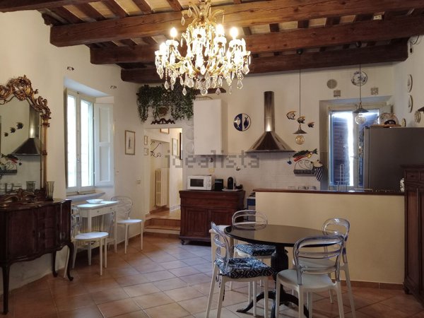 appartamento in vendita a Pesaro in zona Centro Città