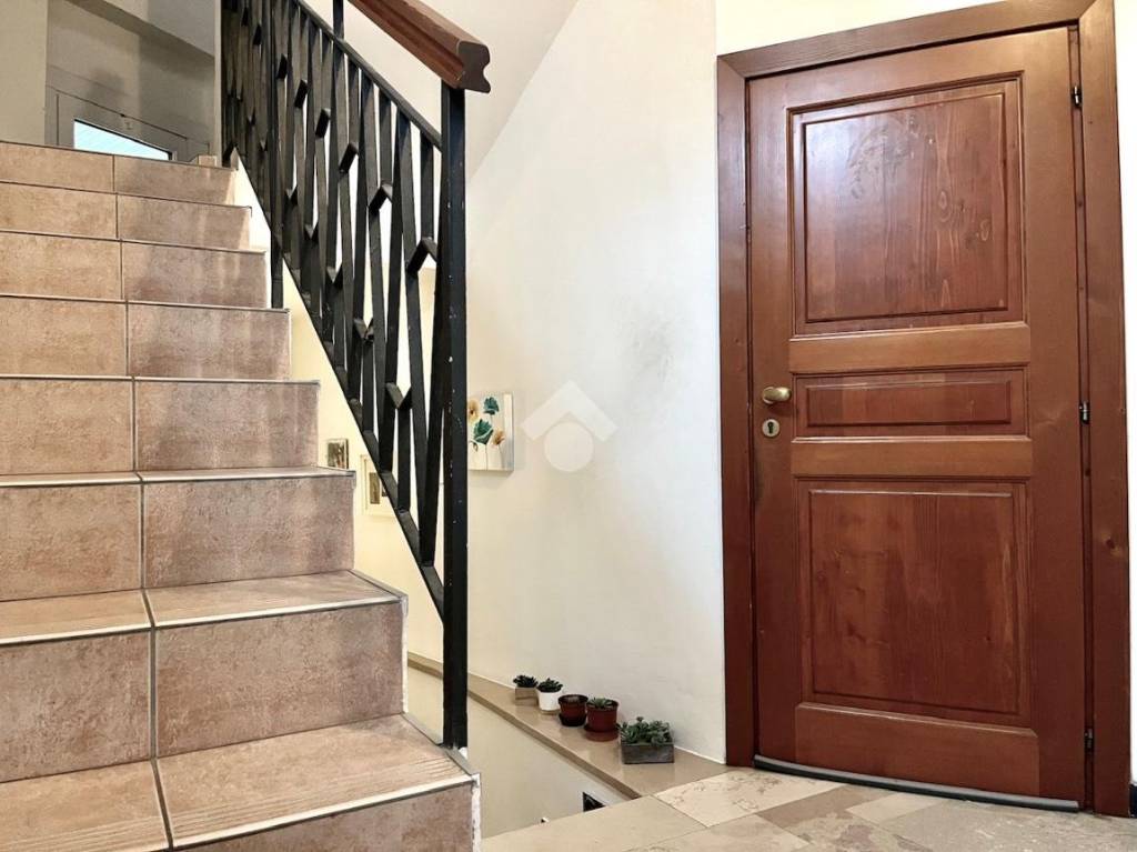 casa indipendente in vendita a Pesaro in zona Porto