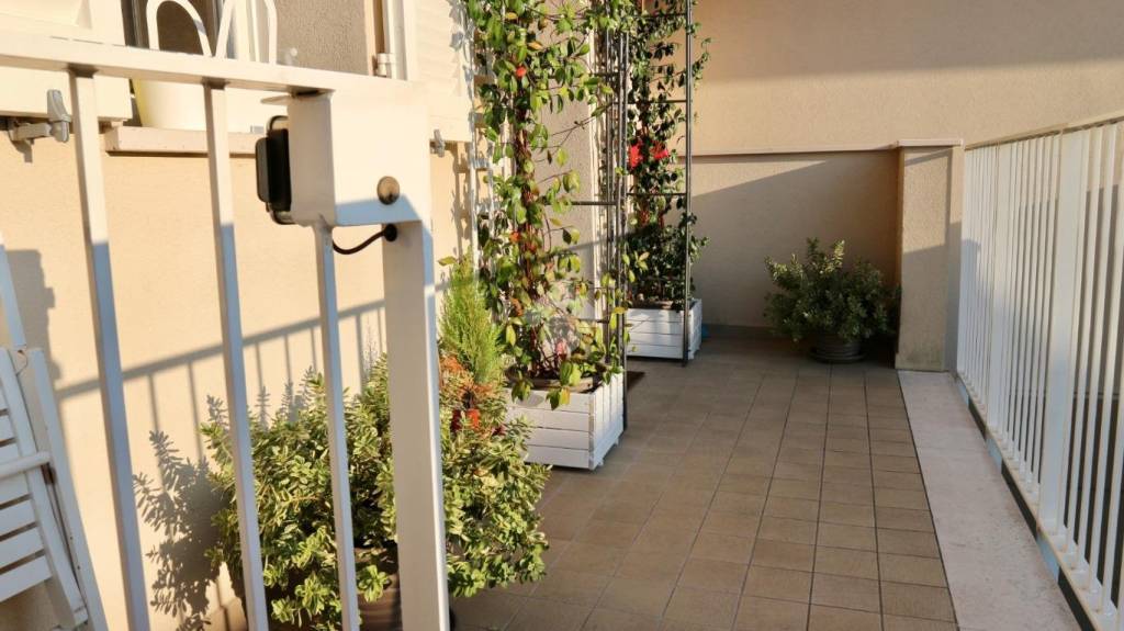 casa indipendente in vendita a Pesaro in zona Villa Fastiggi