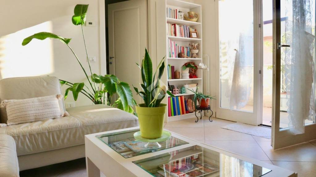 casa indipendente in vendita a Pesaro in zona Tre Ponti