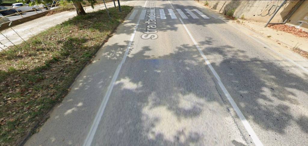 locale commerciale in vendita a Pesaro in zona Tre Ponti