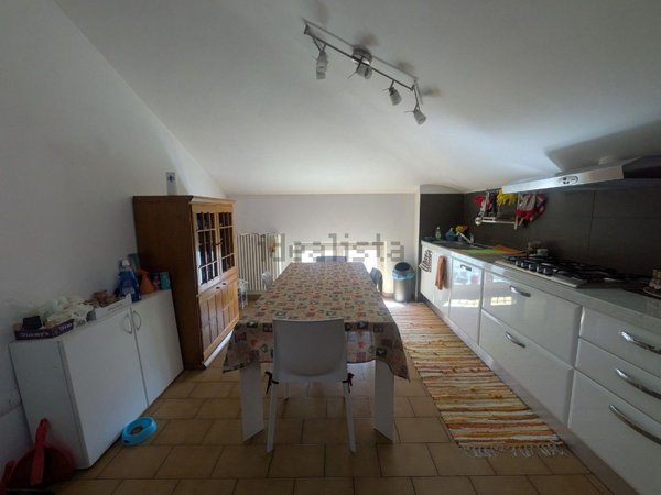 casa indipendente in vendita a Pesaro in zona Pantano