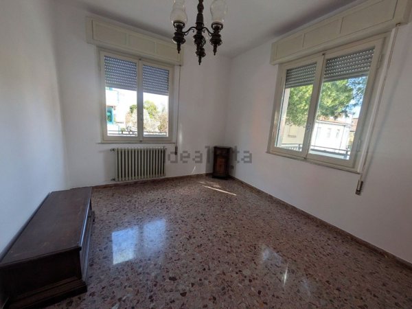 casa indipendente in vendita a Pesaro in zona Pantano