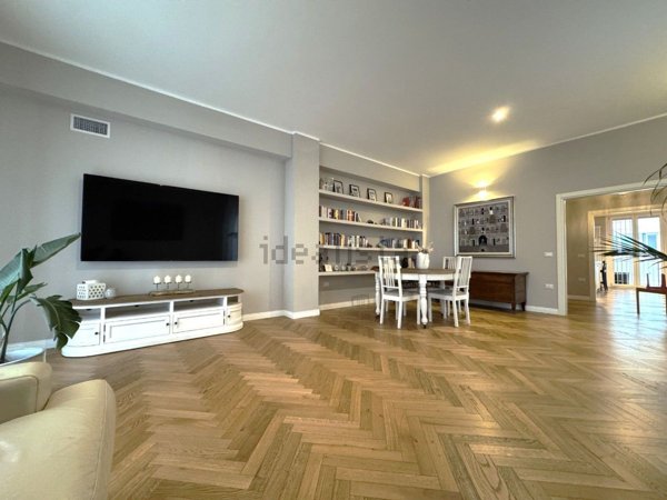 appartamento in vendita a Pesaro in zona Mare