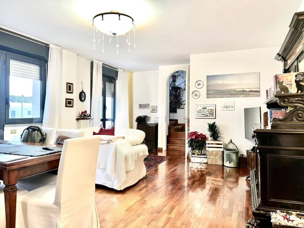 appartamento in vendita a Pesaro in zona Porto