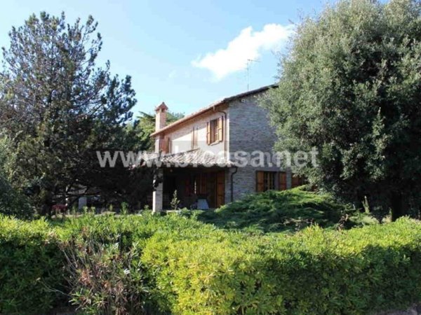 casa indipendente in vendita a Pesaro in zona Villa Ceccolini