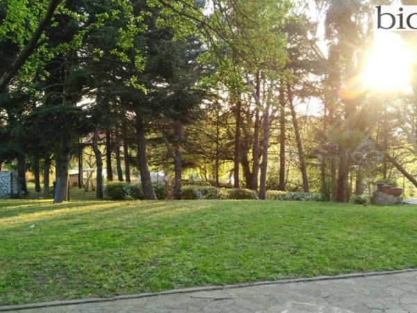 casa indipendente in vendita a Pesaro in zona Santa Veneranda