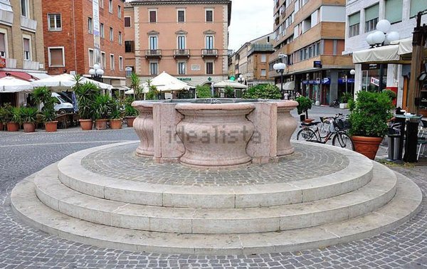 appartamento in vendita a Pesaro in zona Centro Città