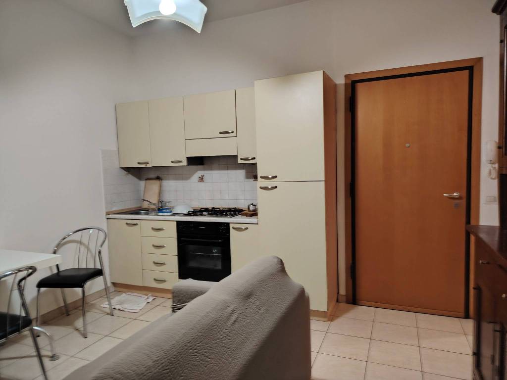 appartamento in vendita a Pesaro in zona Centro Città