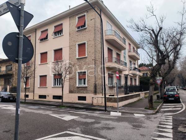 appartamento in vendita a Pesaro in zona Mare