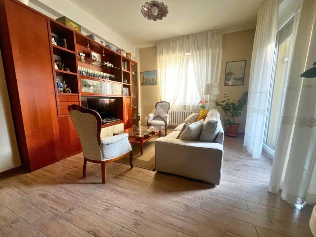 appartamento in vendita a Pesaro in zona Pantano