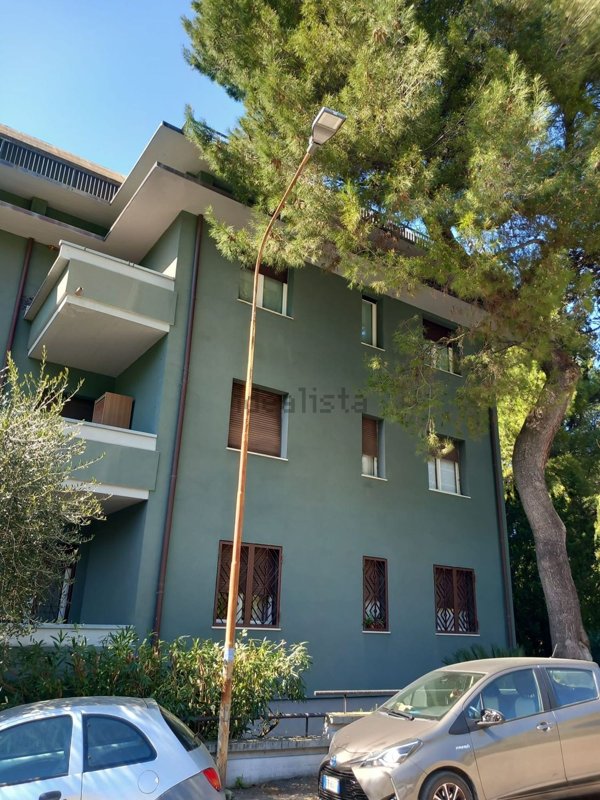 appartamento in vendita a Pesaro in zona Montegranaro