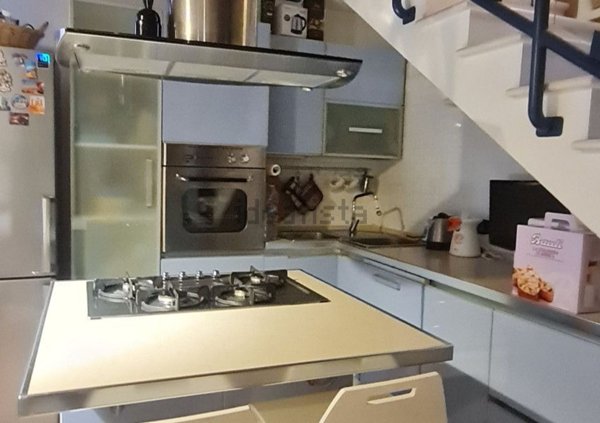 appartamento in vendita a Pesaro in zona Centro Città