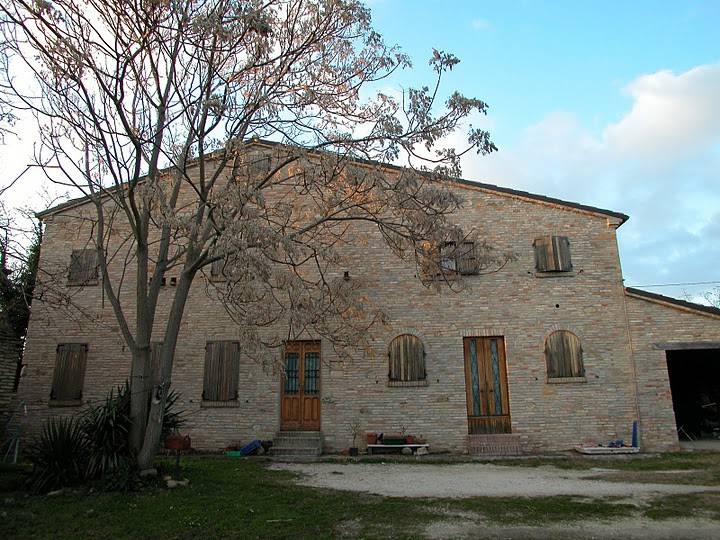 casa indipendente in vendita a Pesaro in zona Villa Ceccolini