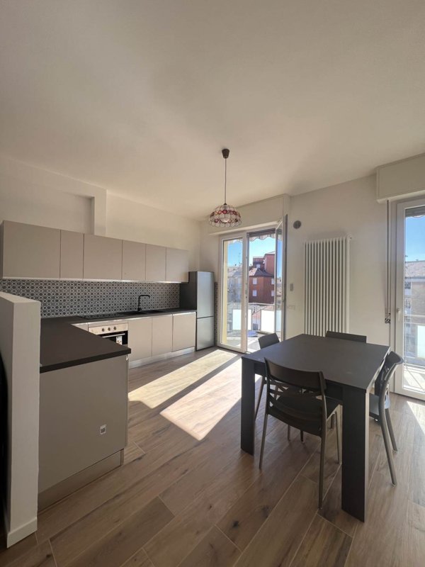 appartamento in vendita a Pesaro in zona Centro Città