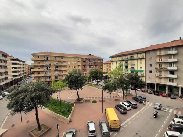 appartamento in vendita a Pesaro in zona Loreto